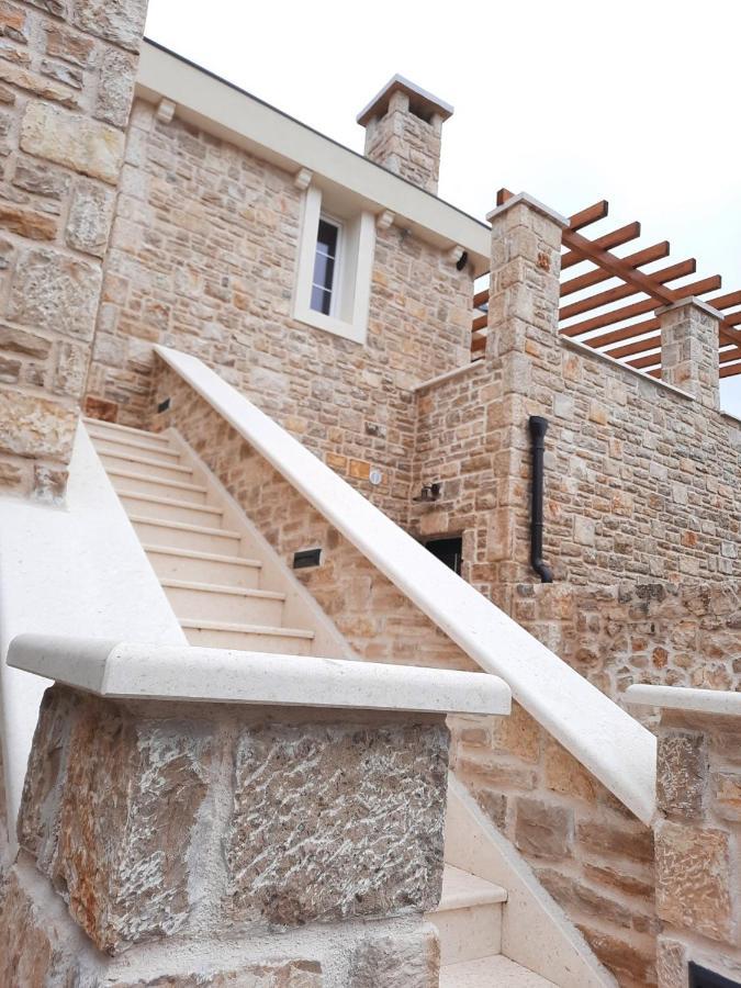 Castello Exclusive Rooms With Breakfast - By Ta Leut Agency Привлака Екстериор снимка