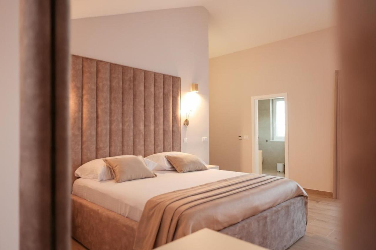 Castello Exclusive Rooms With Breakfast - By Ta Leut Agency Привлака Екстериор снимка