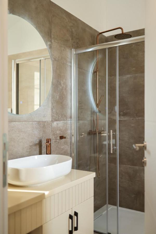 Castello Exclusive Rooms With Breakfast - By Ta Leut Agency Привлака Екстериор снимка