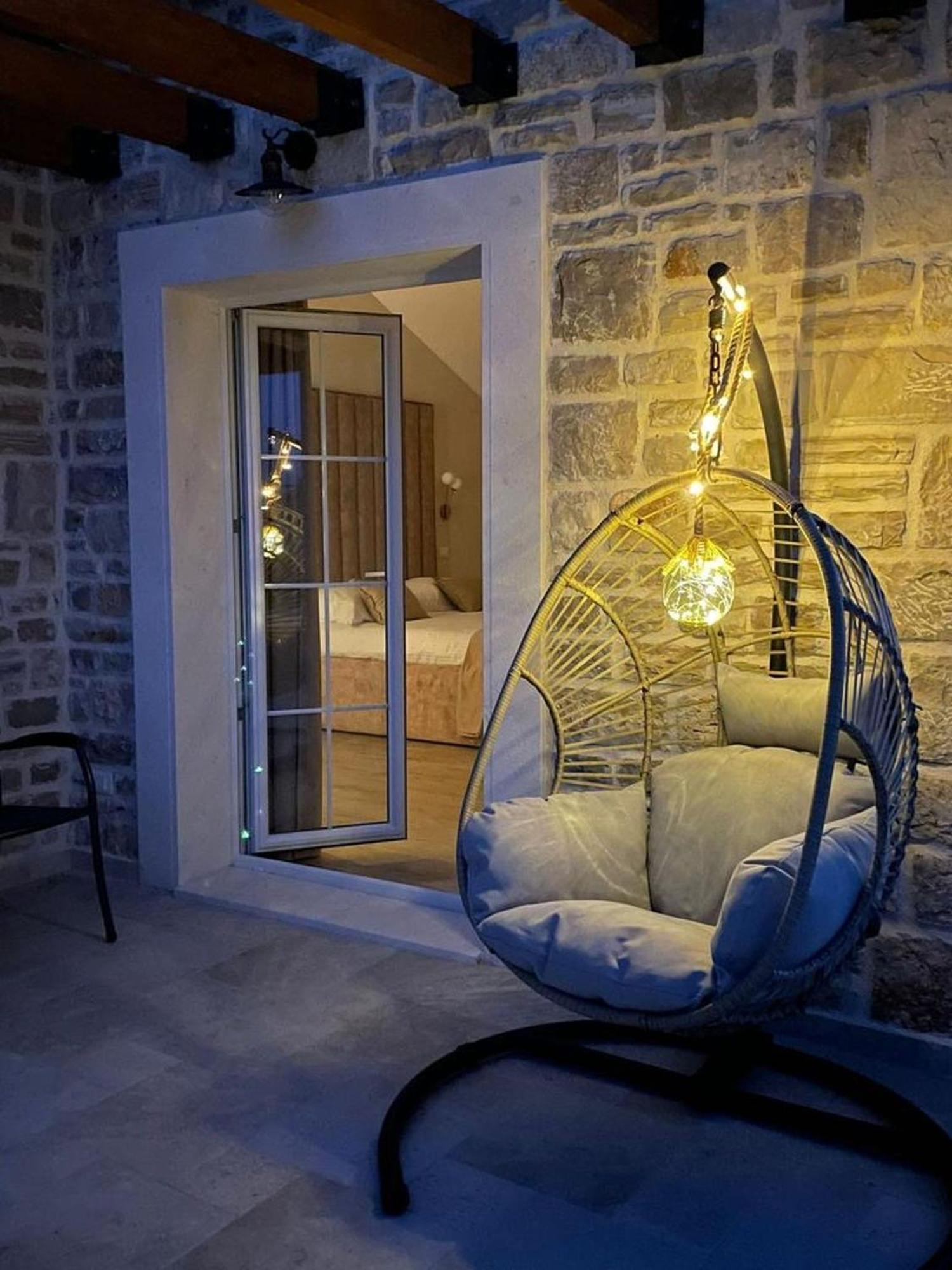 Castello Exclusive Rooms With Breakfast - By Ta Leut Agency Привлака Екстериор снимка
